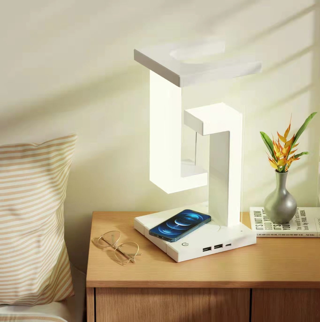 Augustus Suspended table Lamp